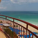 Luna Ξενοδοχείο 4*