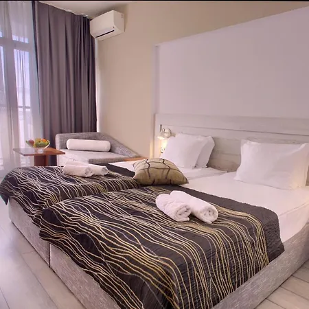 Hotel Luna
