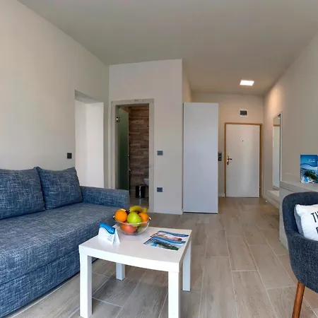 Luna Hotel 4*