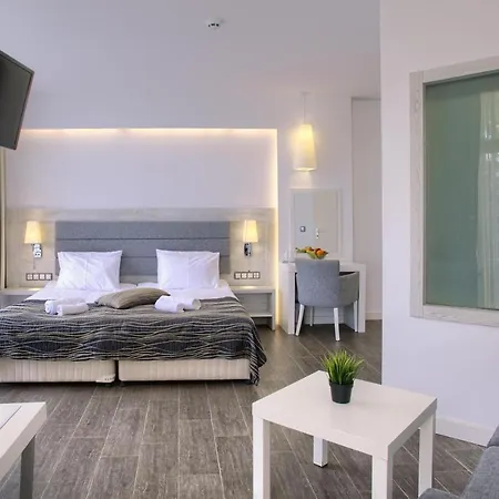 Luna 4* Golden Sands