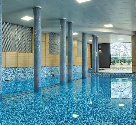 Luna Hotel 4*