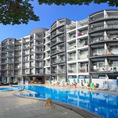 Luna Golden Sands