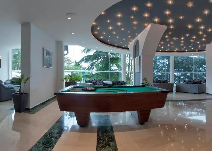 Luna Ξενοδοχείο