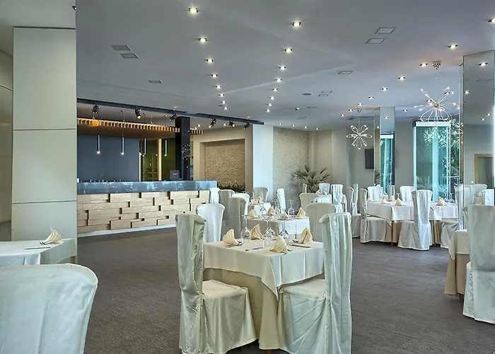 Luna Ξενοδοχείο 4*