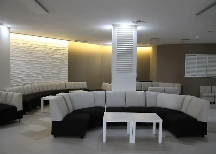 Luna Ξενοδοχείο 4*