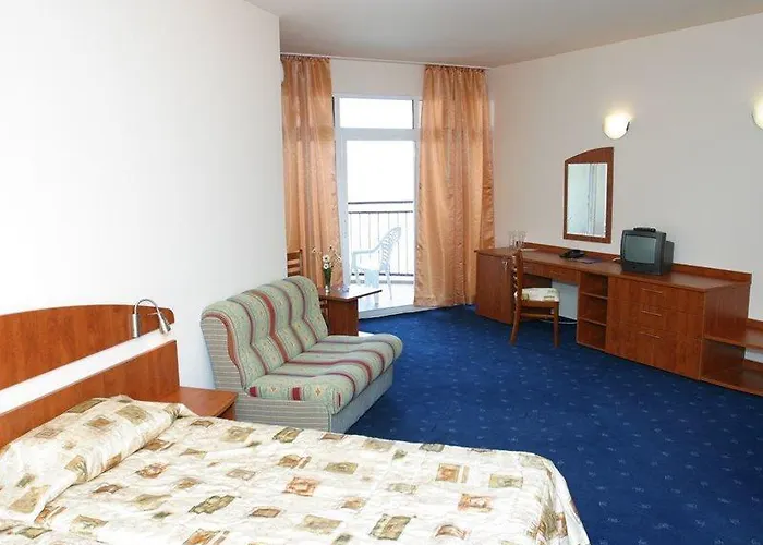 Ξενοδοχείο Luna 4*