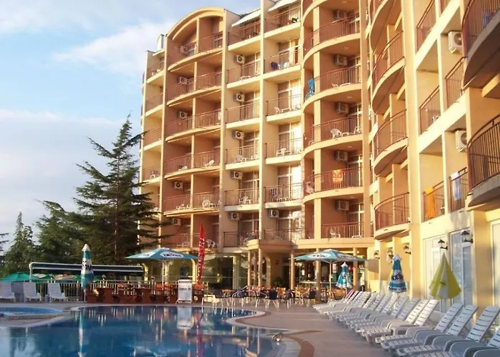 Luna 4* Golden Sands