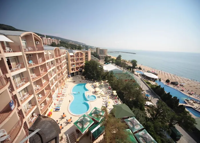 Luna 4* Golden Sands
