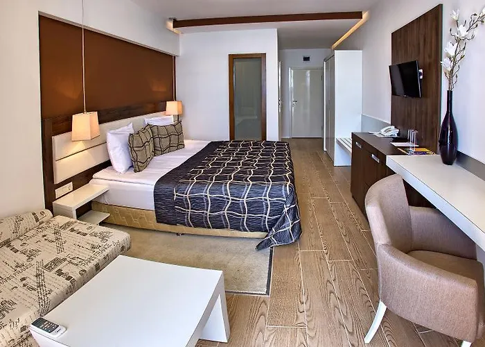 Luna Ξενοδοχείο